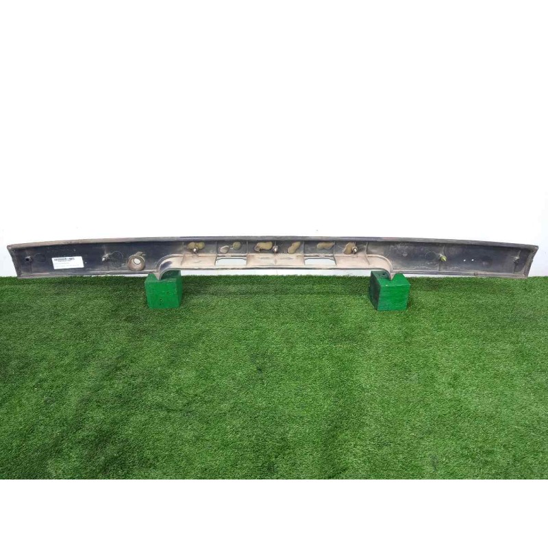 Recambio de piloto trasero central para mitsubishi galant berlina (e30) 2.0 cat referencia OEM IAM MB5942603  