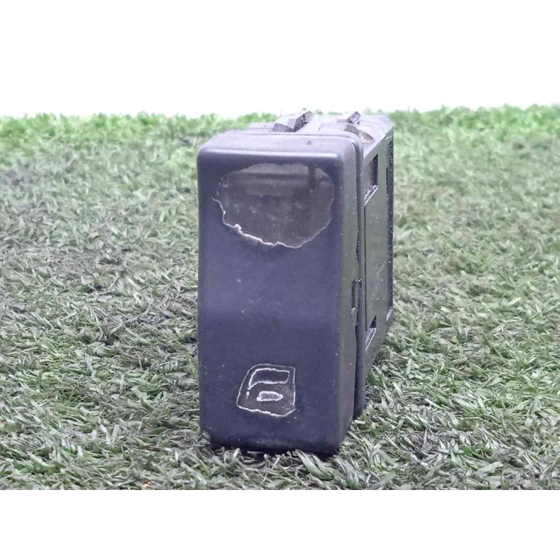 Recambio de mando elevalunas delantero izquierdo para volvo fl xxx 7.2 diesel referencia OEM IAM 5010645062 8.PINES 