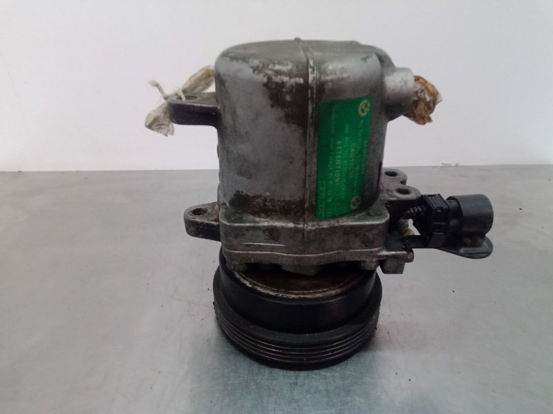Recambio de compresor aire acondicionado para bmw serie 3 berlina (e36) 1.7 turbodiesel cat referencia OEM IAM 64528390228-95040