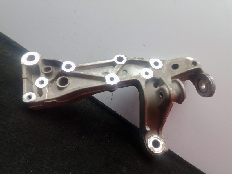 Recambio de soporte brazo suspension delantero izquierdo para volkswagen touran (1t1) 2.0 tdi referencia OEM IAM 1K0199295F  