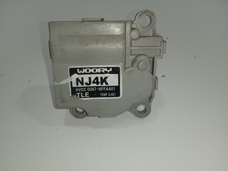 Recambio de motor apertura trampillas climatizador para kia sportage 1.6 crdi cat referencia OEM IAM NJ4K-D267NFFAA01  