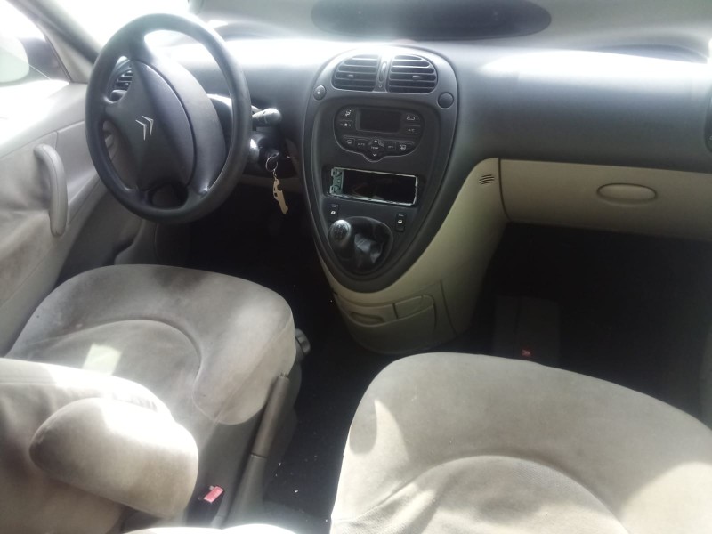 citroën xsara picasso (n68) del año 2003