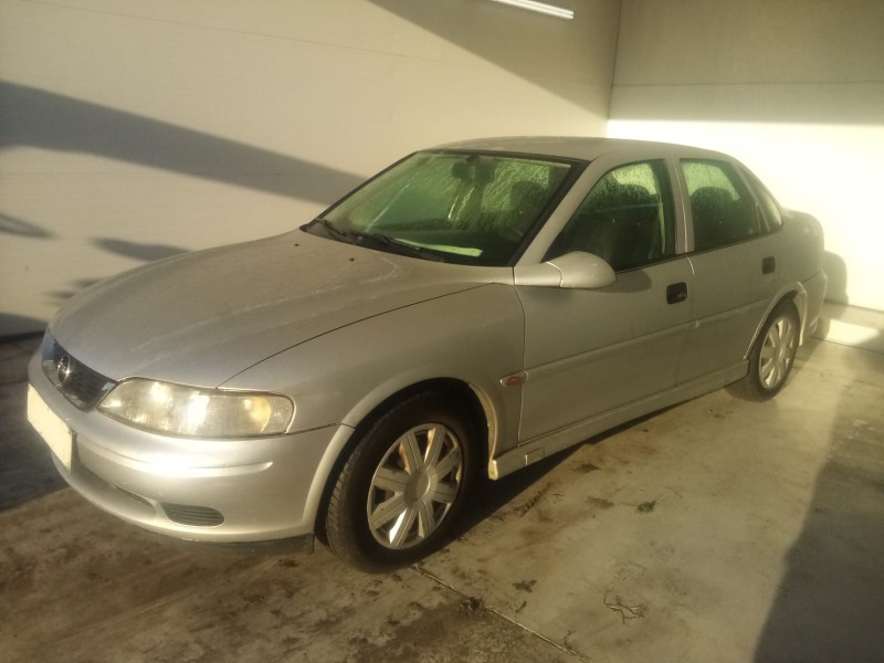 opel vectra b (j96) del año 1999