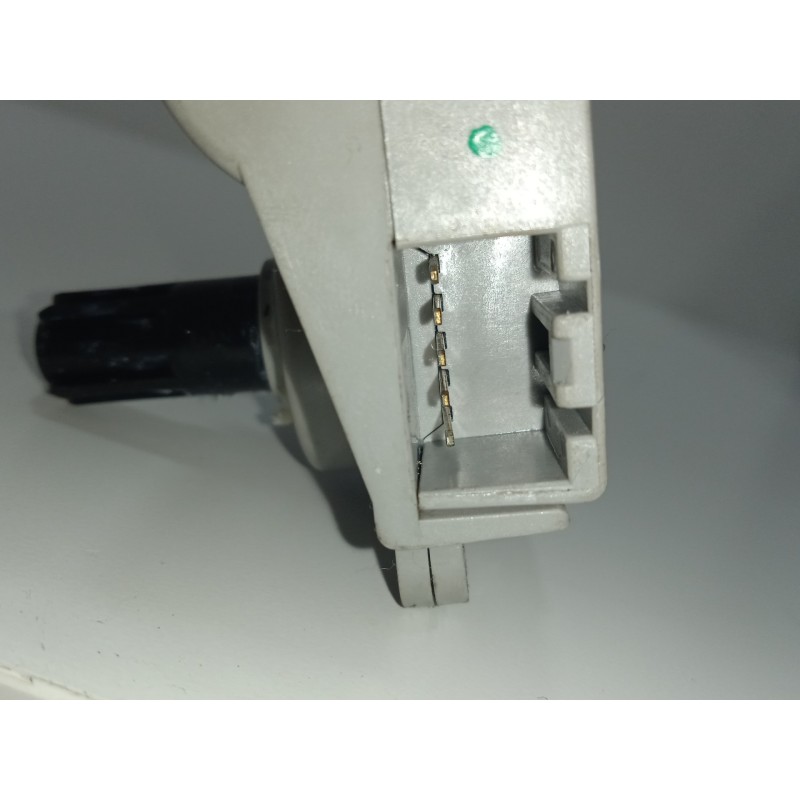 Recambio de motor apertura trampillas climatizador para kia sportage 1.6 crdi cat referencia OEM IAM NJ4K-D267NFFAA01  