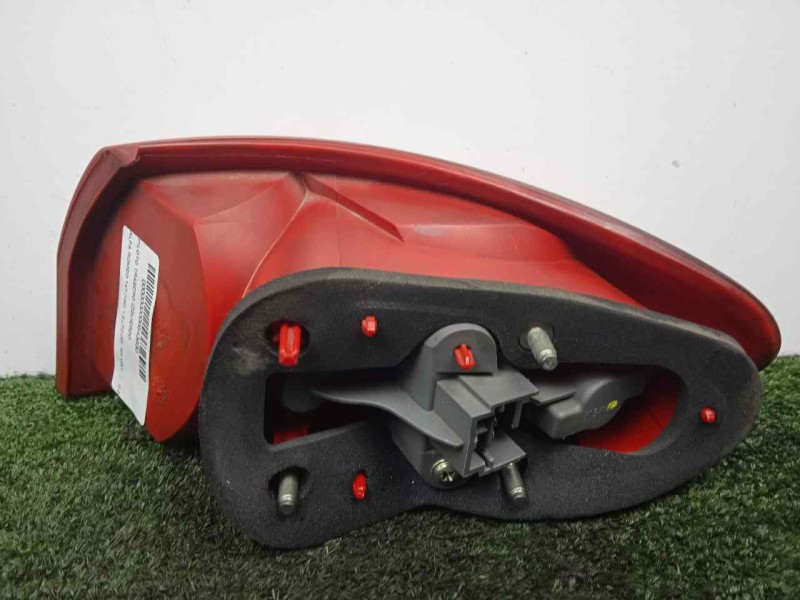 Recambio de piloto trasero izquierdo para alfa romeo 147 (190) 1.9 jtd (m) 16v cat referencia OEM IAM  04-10 EXTERIOR