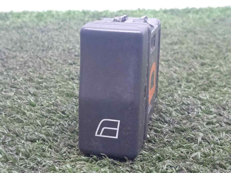 Recambio de mando elevalunas delantero derecho para volvo fl xxx 7.2 diesel referencia OEM IAM 5010645062 8.PINES 