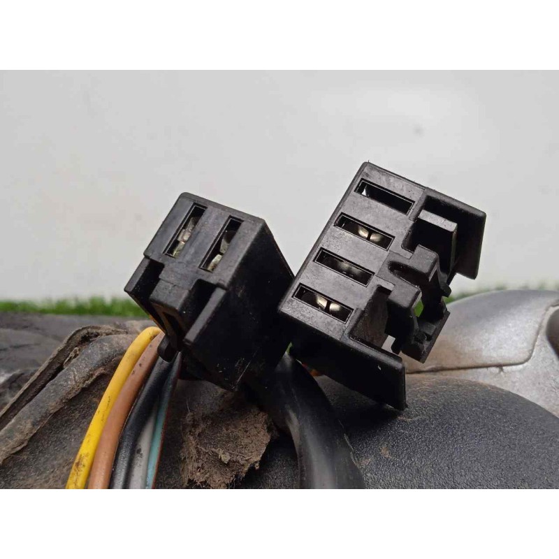 Recambio de retrovisor derecho para lancia dedra berl. 1.8 cat referencia OEM IAM SINREFERENCIA ELECTRICO - 3+2.CABLES GRIS