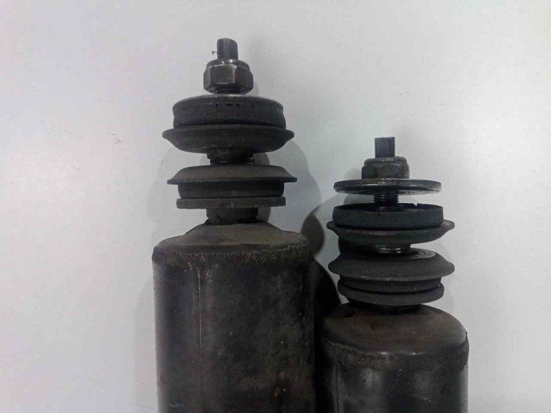 Recambio de juego amortiguadores delantero para volvo fl xxx 7.2 diesel referencia OEM IAM 20871964  