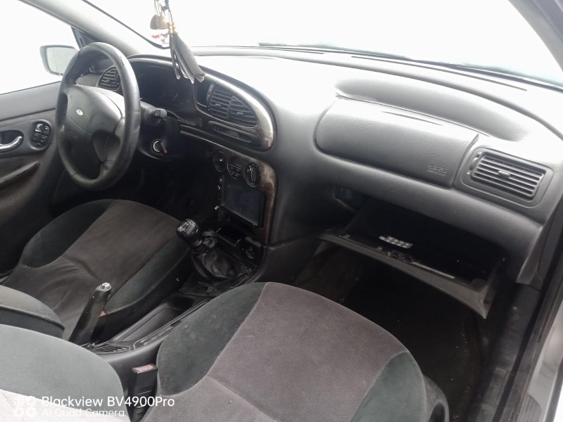 ford mondeo ii (bap) del año 2000