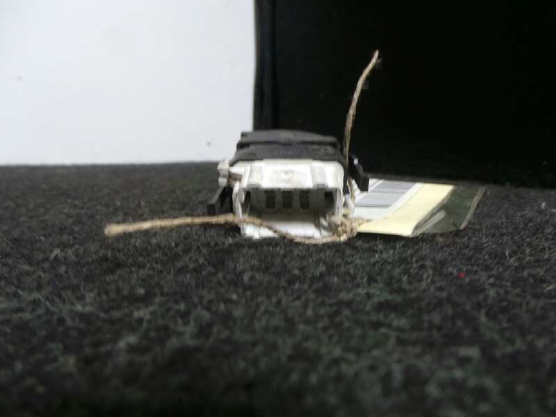 Recambio de mando elevalunas trasero derecho para renault laguna ii (bg0) 1.9 dci diesel referencia OEM IAM 002451B121515H  6 PI