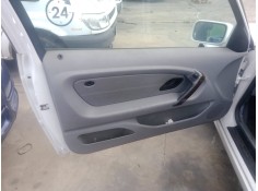 Recambio de guarnecido puerta delantera izquierda para bmw 3 compact (e46) 320 td referencia OEM IAM   