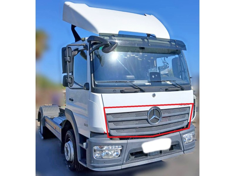 Recambio de rejilla delantera para mercedes-benz atego 1321 ls 4x2 referencia OEM IAM   ATEGO III - 967