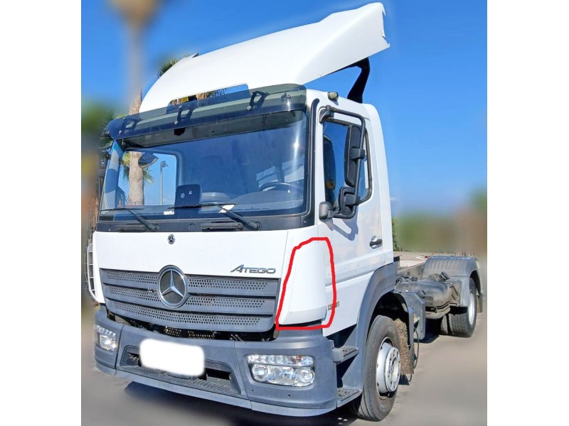 Recambio de aletin delantero izquierdo para mercedes-benz atego 1321 ls 4x2 referencia OEM IAM   ATEGO III - 967