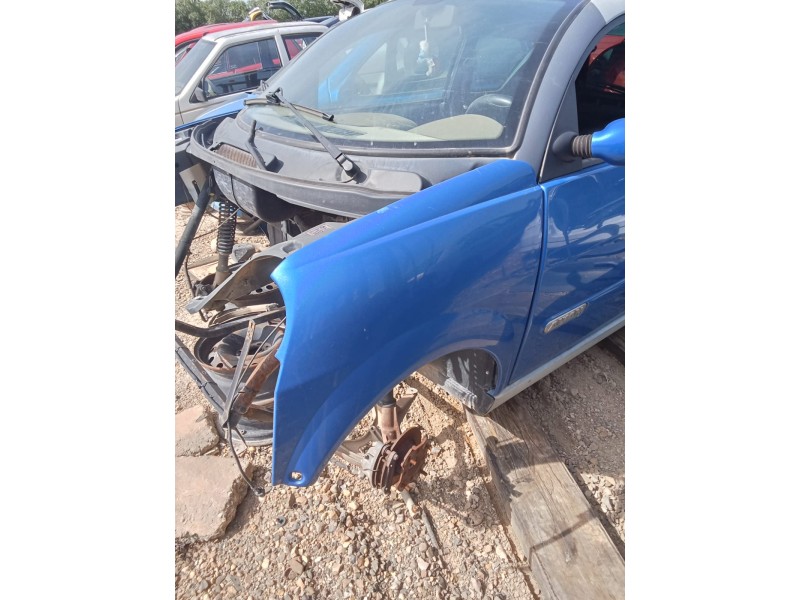 Recambio de aleta delantera izquierda para vehiculos fuera decreto ley microcar / cuadriciclo / tricilo combustion referencia OE