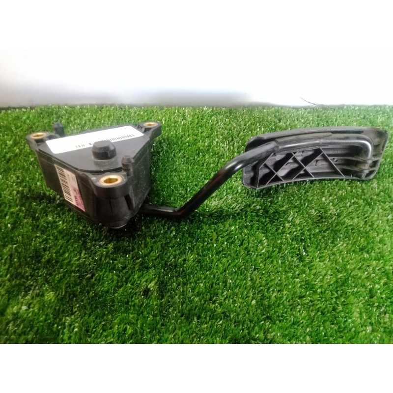 Recambio de pedal acelerador para renault kangoo 1.5 dci diesel cat referencia OEM IAM 8200436864  