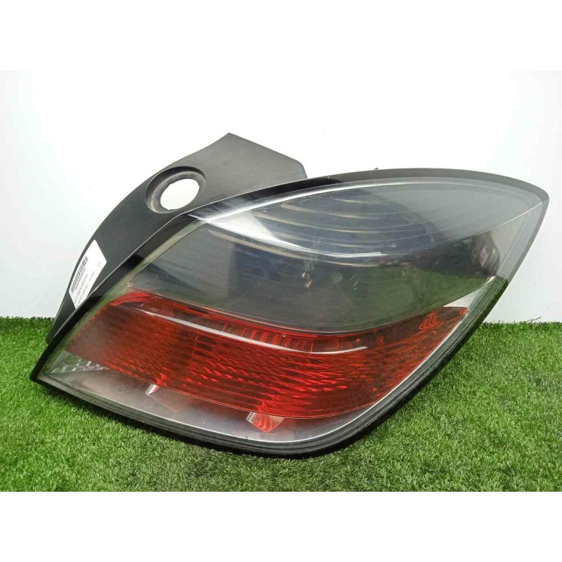 Recambio de piloto trasero izquierdo para opel astra h berlina 1.7 16v cdti referencia OEM IAM  ASTRA.H 3.PUERTAS - AHUMADO