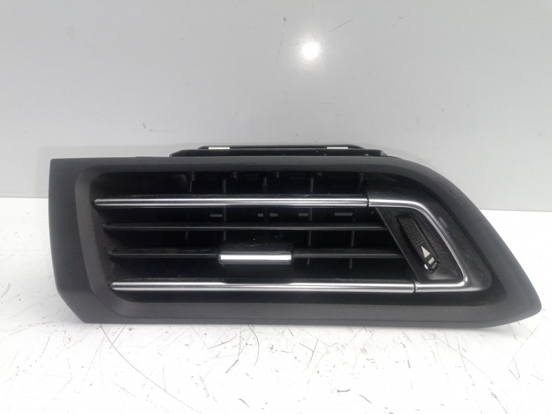 Recambio de aireador delantero izquierdo para peugeot 308 1.6 16v e-hdi fap referencia OEM IAM 96778765 13-17 
