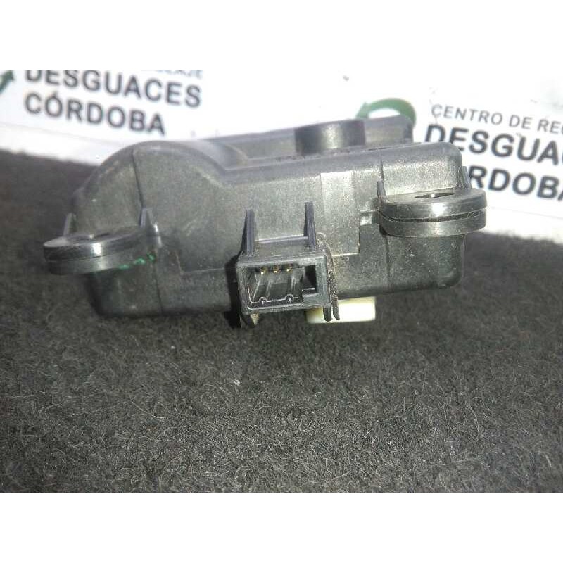 Recambio de motor trampilla calefaccion para renault laguna iii 2.0 dci diesel cat referencia OEM IAM 52410601-A24840A8400002-11