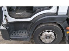 Recambio de estribo para iveco eurocargo 100e18 e5 referencia OEM IAM   ESCALON IZQUIERDO