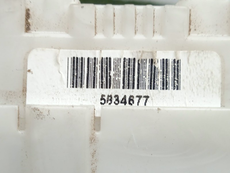 Recambio de caja reles / fusibles para toyota hilux vii pick-up (_n1_, _n2_, _n3_) 2.5 d-4d (kun15, kun35) referencia OEM IAM 58