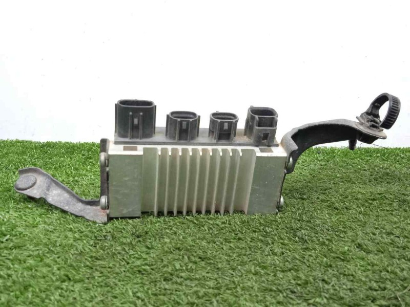 Recambio de caja precalentamiento para toyota land cruiser (j15) 3.0 turbodiesel cat referencia OEM IAM 2855130010-1327000010  