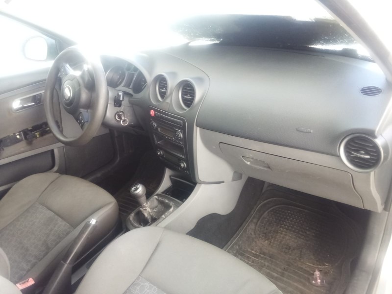 seat cordoba (6l2) del año 2006