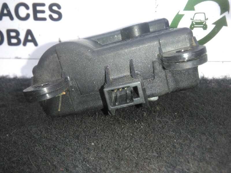 Recambio de motor trampilla calefaccion para renault laguna iii 2.0 dci diesel cat referencia OEM IAM 52410599-A24843A8400001-11
