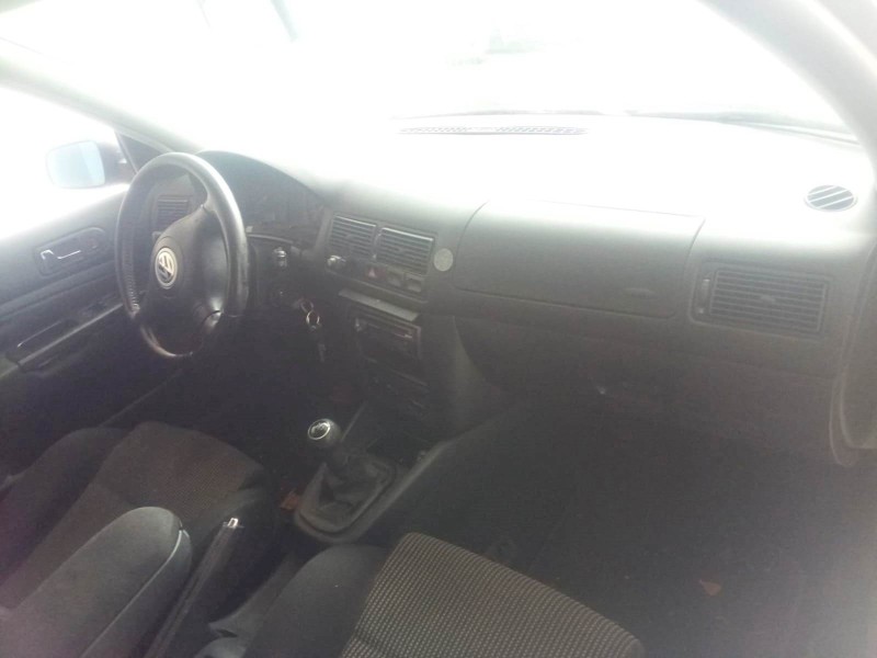 volkswagen golf iv berlina (1j1) del año 1998