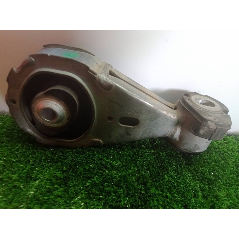 Recambio de soporte motor derecho para renault megane iii sport tourer 1.5 dci diesel fap referencia OEM IAM 113560012R-560009R 