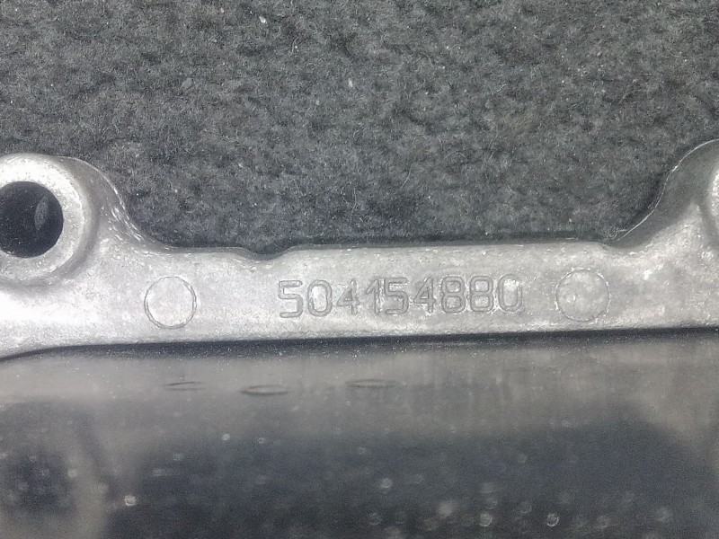 Recambio de carter para iveco daily caja cerrada (2006 =>) 2.3 diesel referencia OEM IAM 504154880  