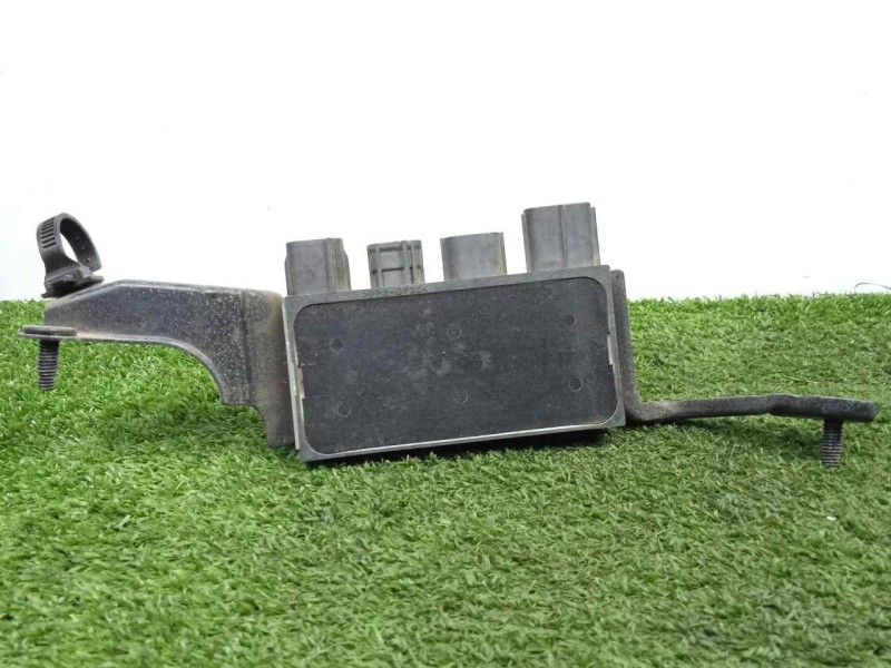 Recambio de caja precalentamiento para toyota land cruiser (j15) 3.0 turbodiesel cat referencia OEM IAM 2855130010-1327000010  