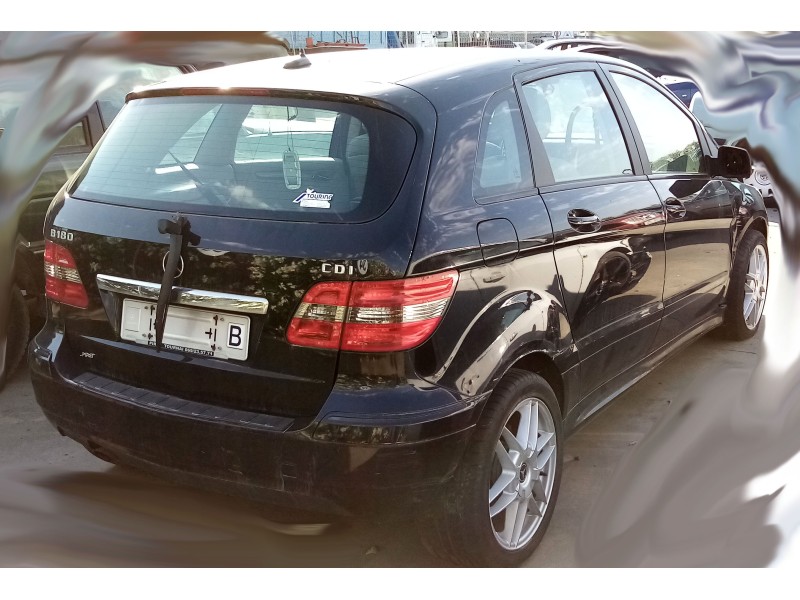 Recambio de puerta delantera derecha para mercedes-benz clase b (w245) 2.0 cdi cat referencia OEM IAM   