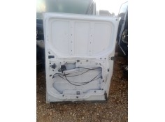 Recambio de puerta lateral corredera derecha para renault trafic caja cerrada (ab 4.01) 2.0 dci diesel cat referencia OEM IAM   