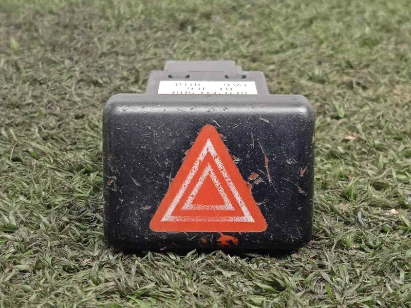 Recambio de warning para audi a4 berlina (8e) 2.5 tdi quattro sport edition (132kw) referencia OEM IAM 8E0941509  