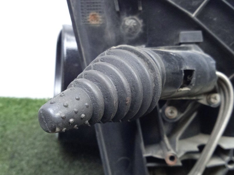 Recambio de retrovisor izquierdo para tata indica 1.4 elegance referencia OEM IAM SINREFERENCIA NEGRO MANUAL