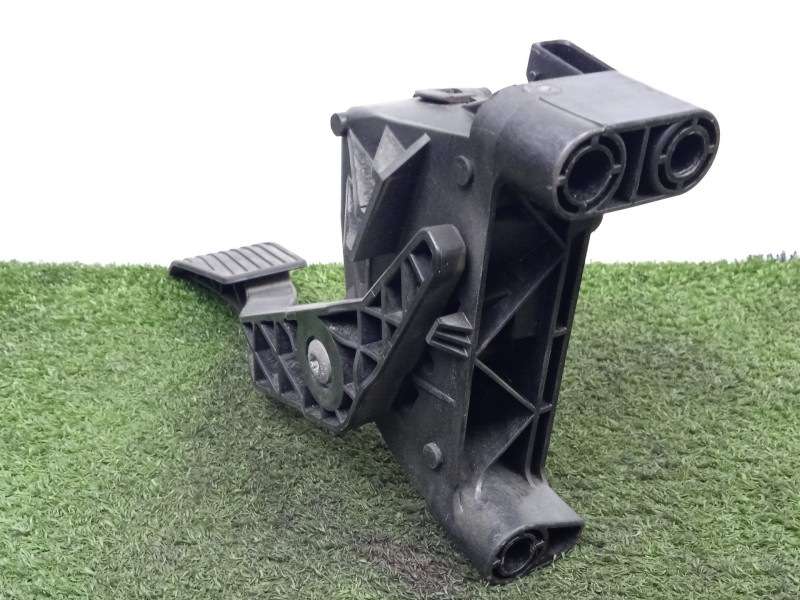 Recambio de potenciometro pedal para opel astra h (a04) 1.6 (l48) referencia OEM IAM 9157998-6PV00811200  HELLA