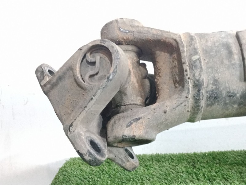 Recambio de transmision central para ssangyong rodius 2.7 turbodiesel cat referencia OEM IAM 3320021412 L1470MM 2.TRAMOS - TRASE