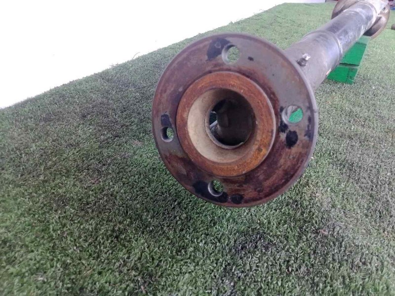 Recambio de transmision central delantera para opel frontera a 2.0 referencia OEM IAM SINREFERENCIA DELANTERA 1.TRAMO