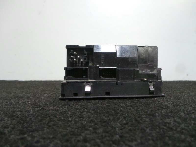 Recambio de mando elevalunas delantero izquierdo para bmw serie 5 berlina (e39) 3.0 24v turbodiesel cat referencia OEM IAM  4 BO