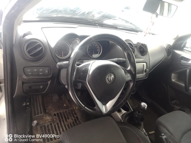 alfa romeo mito (955_) del año 2017