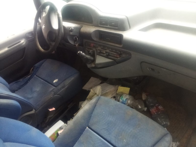 peugeot expert furgoneta (222) del año 2004