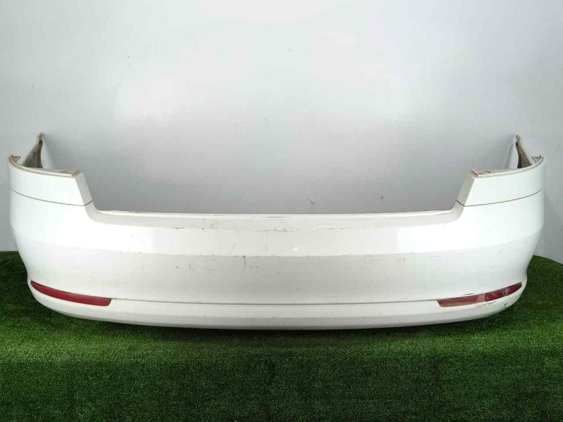 Recambio de paragolpes trasero para skoda octavia berlina (1z3) 1.6 referencia OEM IAM 1Z5807421F - 113530190100  