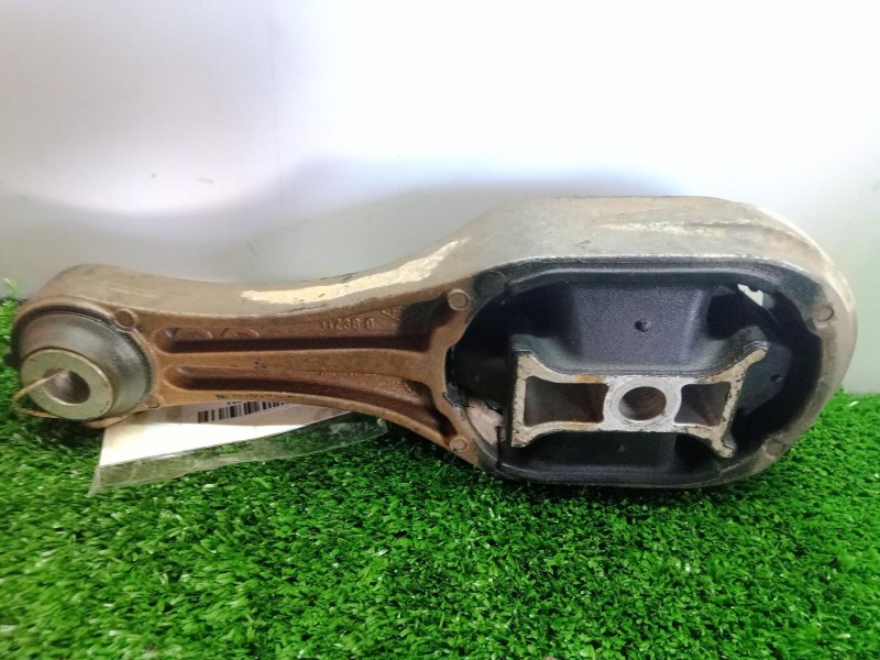 Recambio de soporte motor trasero para renault megane iii sport tourer 1.5 dci diesel fap referencia OEM IAM NOTIENEREFERENCIA N