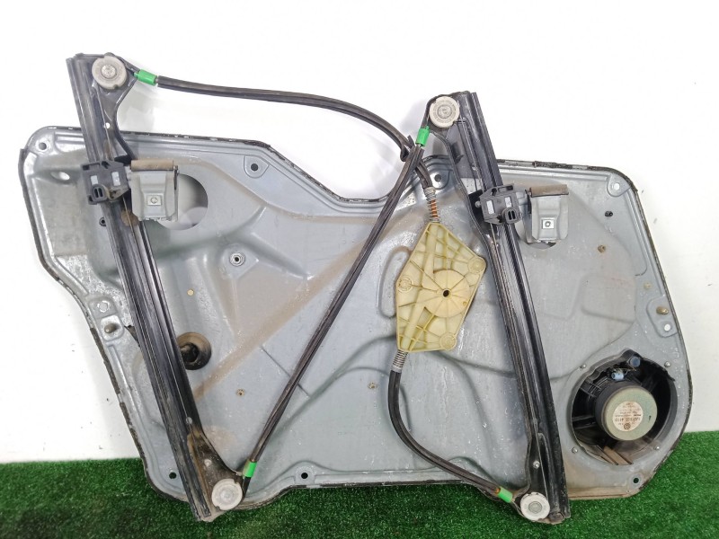 Recambio de elevalunas delantero derecho para seat toledo ii (1m2) 1.9 tdi referencia OEM IAM 1M0837756 CON.MOTOR ELECTRICO