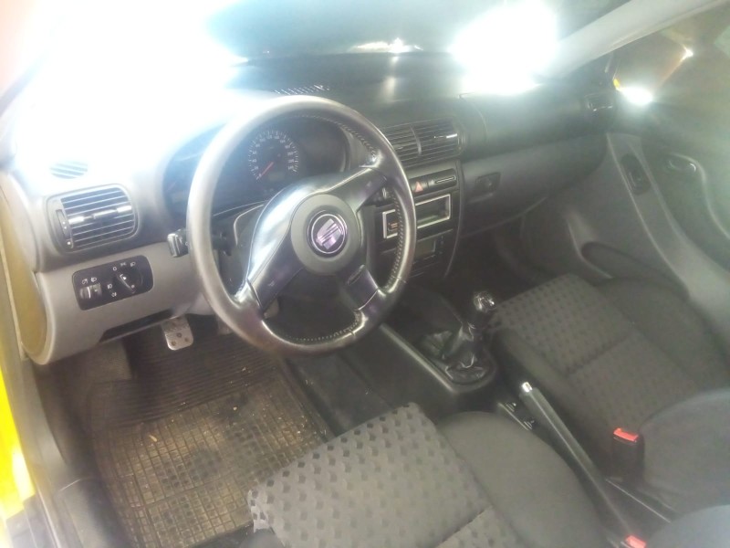 seat leon (1m1) del año 2001