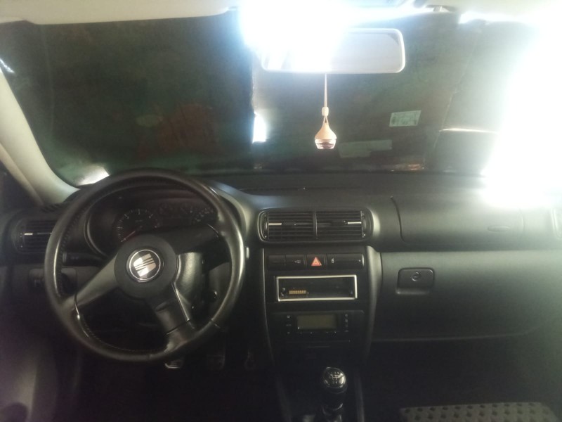 seat leon (1m1) del año 2001