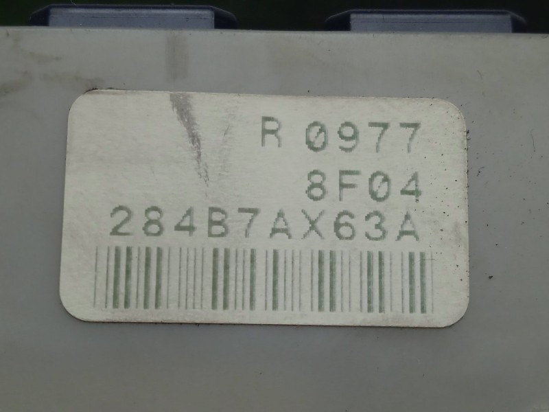 Recambio de caja reles / fusibles para nissan note (e11, ne11) 1.5 dci referencia OEM IAM R0977 - 8F04 - 284B7AX63A  