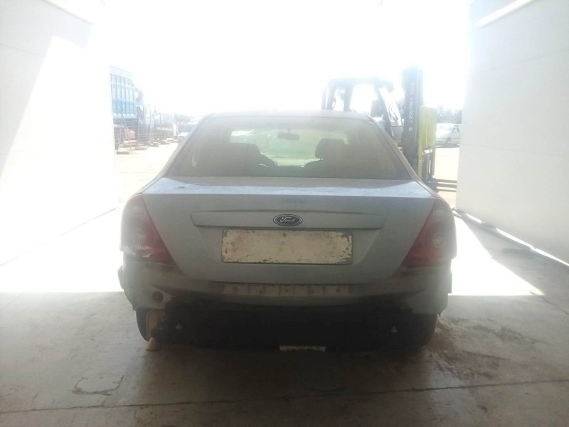 ford mondeo iii sedán (b4y) del año 2003