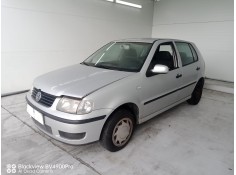 VOLKSWAGEN POLO (6N2)