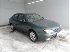 nissan primera hatchback (p11) del año 2000 2